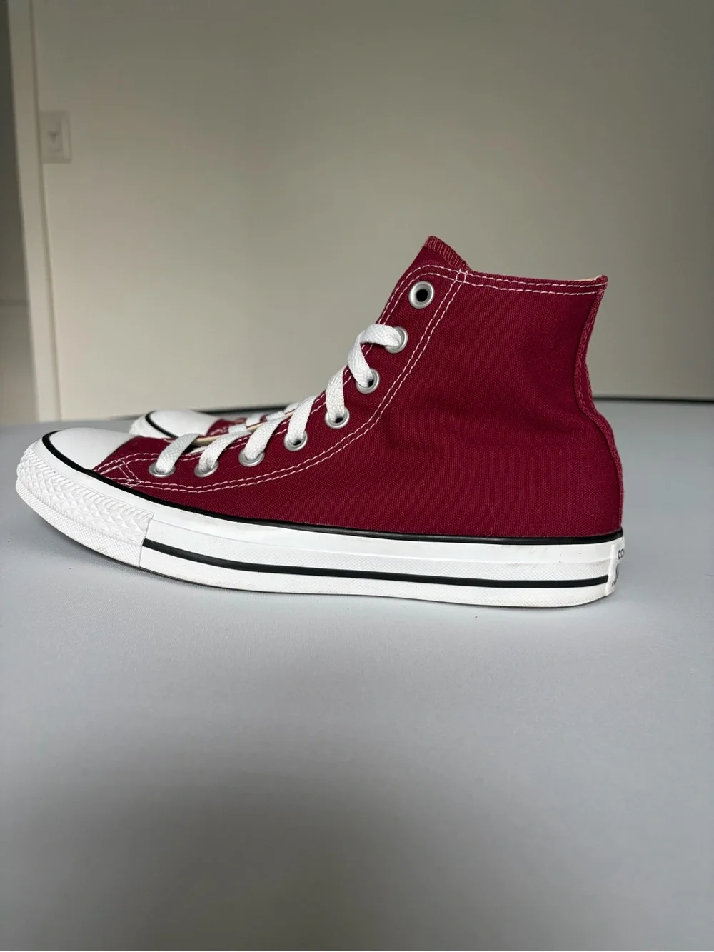 Converse Chuck Taylor All Star High Top Burgundy Sneakers Women’s 9 Men’s 7 EU40 - Picture 3 of 8